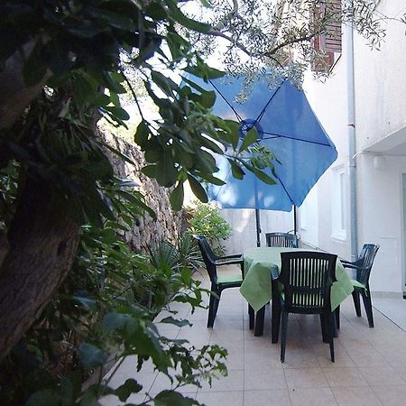 Apartments Bader Крк Экстерьер фото